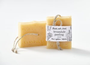 Přírodní mýdlo Koukol – Peeling jemný – LEVANDULE