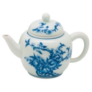 Malá porcelánová konvička – Čajová konvička modrá slivoň 100 ml