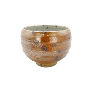 Čajový šálek z pece na dřevo – Hnědý kalíšek s originální lesklou glazurou