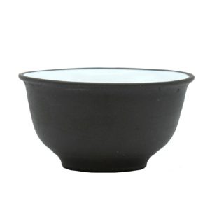 Tmavá yixing miska – Glazovaný čajový kalíšek