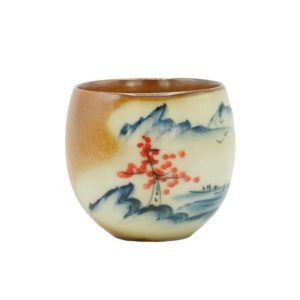Zakulacený čínský šálek s červenými květy – Ručně malovaná keramika 80ml