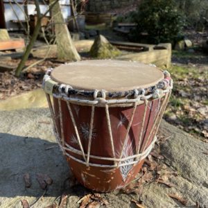 Zvučný buben – Ručně dělaný buben z keramiky a kozí kůže
